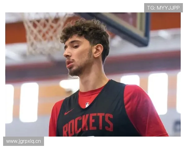 卡里姆·阿布杜尔-贾巴尔多样进攻手段提升内线得分效率明显